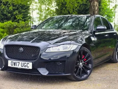 Usado Jaguar XF S 300 HP (220 kW) 2017 Preto Sedan