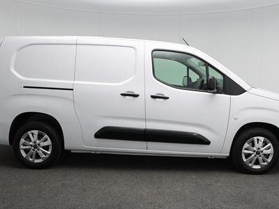 New Peugeot Partner 100 HP (73 kW) 2026 White MPV