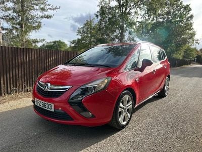 Used Vauxhall Zafira SRi 170 HP (125 kW) 2015 Red MPV