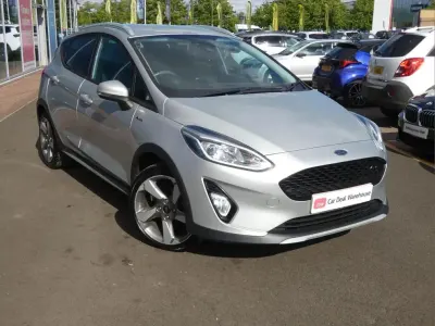 Używany Ford Fiesta Active 99 KM (72 kW) 2019 Srebrny Hatchback