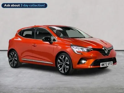 Used Renault Clio V Techno 145 HP (106 kW) 2023 Orange Hatchback