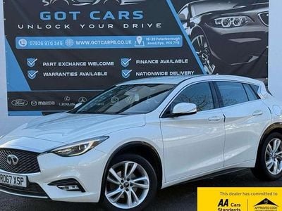Used Infiniti Q30 Business Executive 109 HP (80 kW) 2018 White Hatchback