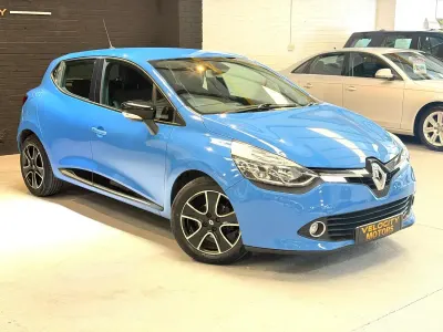 Used Renault Clio Dynamique 90 HP (66 kW) 2013 Blue Hatchback