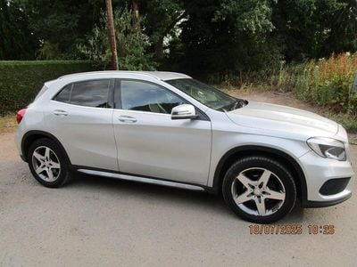 Mercedes GLA200