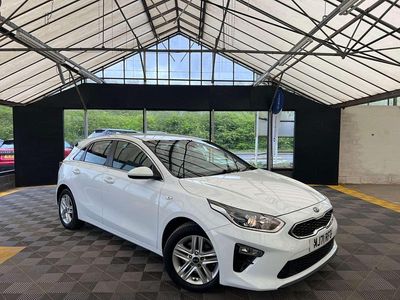 Usado Kia Ceed 2021 Branco Citadino