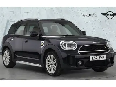 Begagnad Mini Cooper S Countryman Exclusive 220 HK (161 kW) 2021 Svart SUV