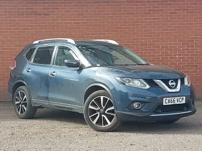 Używany Nissan X-Trail Tekna 130 KM (95 kW) 2017 Niebieski SUV