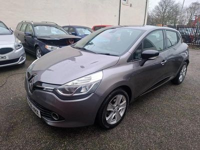 Used Renault Clio IV Dynamique 90 HP (66 kW) 2016 Grey Hatchback