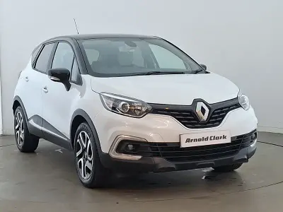 Used Renault Captur Iconic 130 HP (95 kW) 2019 White/black SUV