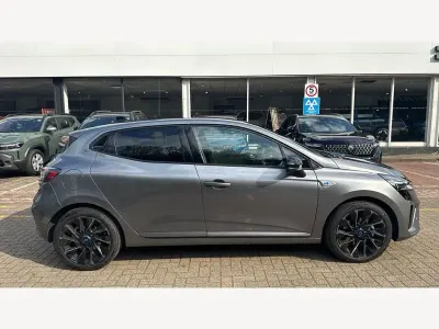 Gebraucht Renault Clio V Esprit Alpine 143 PS (105 kW) 2025 Grau Kleinwagen