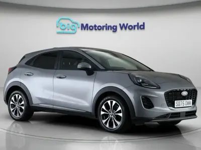 Usado Ford Puma Titanium 125 HP (91 kW) 2025 Prateado SUV