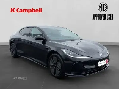 New MG IM5 216 kW (295 HP) 2026 Black Hatchback