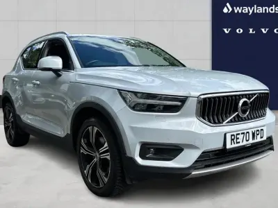 Begagnad Volvo XC40 Inscription 194 HK (142 kW) 2020 Silver SUV