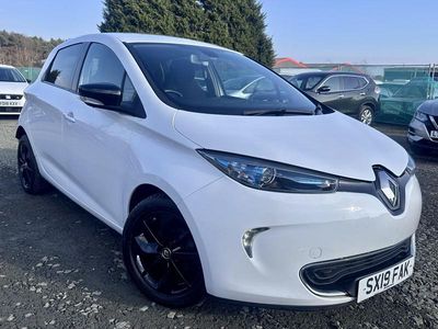 Used Renault Zoe Dynamique 64 kW (88 HP) 2019 White Hatchback