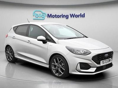 Begagnad Ford Fiesta ST-Line 125 HK (91 kW) 2022 Silver Halvkombi