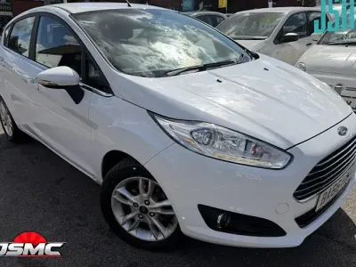 Used Ford Fiesta Zetec 82 HP (60 kW) 2017 White Hatchback