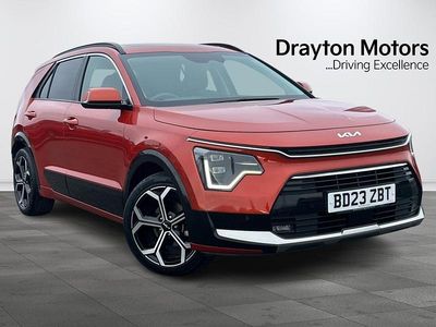 Used Kia Niro 139 HP (102 kW) 2023 Orange SUV