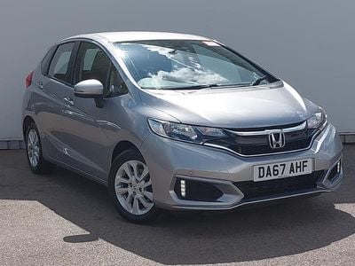 Begagnad Honda Jazz SE 102 HK (75 kW) 2017 Silver Halvkombi