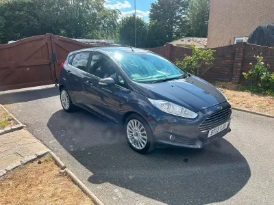 Used Ford Fiesta Titanium 2013 Grey Hatchback