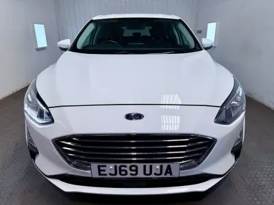 Used Ford Focus Titanium 125 HP (91 kW) 2019 White Hatchback