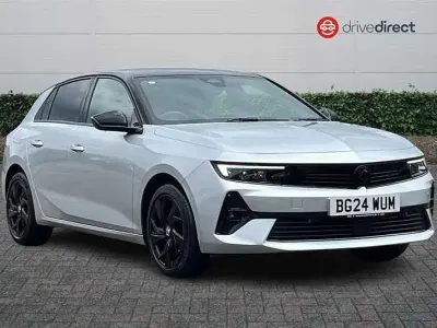 Begagnad Vauxhall Astra S 130 HK (95 kW) 2024 Grå Halvkombi