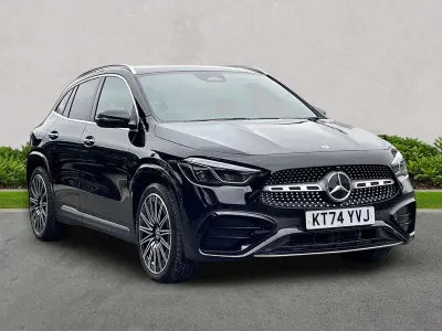 Käytetty Mercedes GLA220 AMG Line Premium Plus 190 HP (139 kW) 2025 Musta Katumaasturi