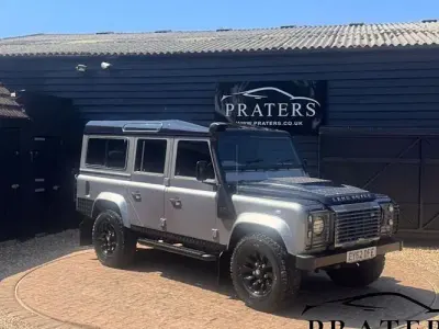Used Land Rover Defender 124 HP (91 kW) 2012 Grey Estate