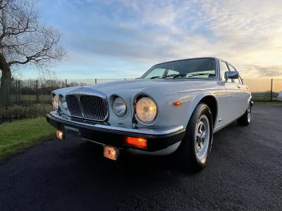 Used Daimler Double Six Serie 1 1992 White Sedan