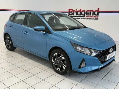 Used Hyundai i20 SE 100 HP (73 kW) 2023 Turquoise Hatchback
