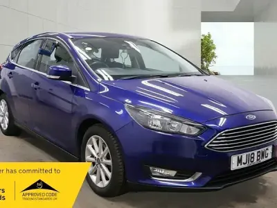 Begagnad Ford Focus Titanium 125 HK (91 kW) 2018 Blå Halvkombi