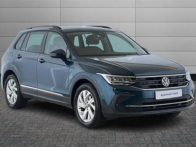 Used VW Tiguan Life 130 HP (95 kW) 2021 Blue SUV