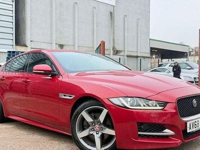 Used Jaguar XE R-Sport 179 HP (131 kW) 2019 Sedan