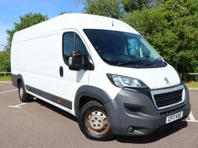 Used Peugeot Boxer 130 HP (95 kW) 2017 White Van