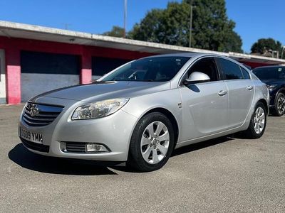 Used Vauxhall Insignia SRi 140 HP (102 kW) 2009 Silver Hatchback