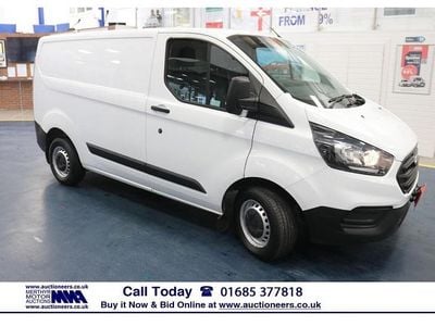 White Used 2018 Ford Transit Custom Van | £10,130 (Expensive)