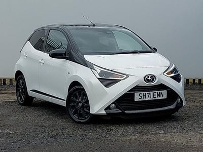 Used Toyota Aygo Trend 72 HP (52 kW) 2021 White Hatchback
