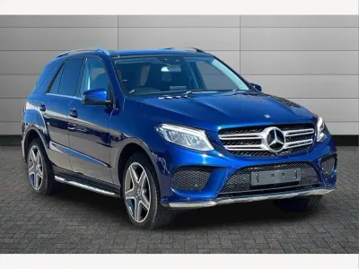 Käytetty Mercedes GLE250 AMG Line Premium 200 HP (147 kW) 2017 Sininen Katumaasturi