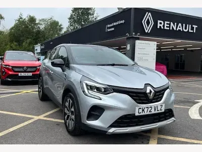 Used Renault Captur Version S 91 HP (66 kW) 2022 Metallic  oyster grey  SUV