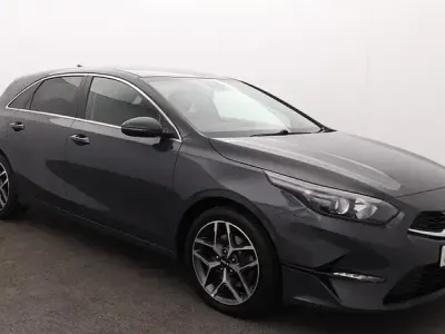 Używany Kia Ceed 158 KM (116 kW) 2023 Szary Hatchback