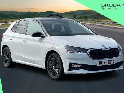 Used Skoda Fabia Colour Edition 94 HP (69 kW) 2022 White Hatchback