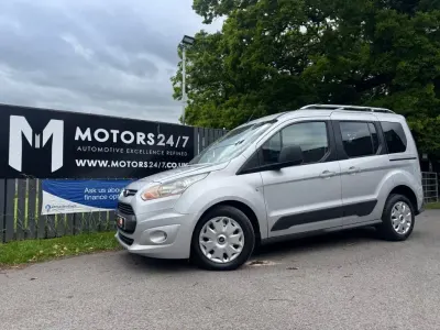 Used Ford Tourneo Connect Zetec 100 HP (73 kW) 2015 Silver MPV
