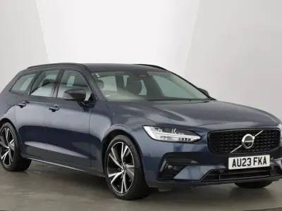 Used Volvo V90 Plus 197 HP (144 kW) 2023 Metallic  denim blue Estate