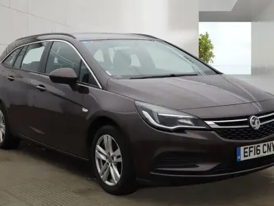 Used Vauxhall Astra Design Edition 136 HP (100 kW) 2016 Brown Estate