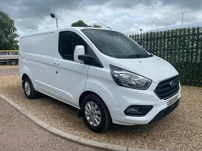 Used Ford Transit Custom Limited 130 HP (95 kW) 2023 White Van
