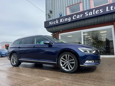 Używany VW Passat GT 150 KM (110 kW) 2019 Niebieski Kombi