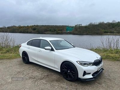 Begagnad BMW 318 Sport Line 150 HK (110 kW) 2021 Vit Sedan