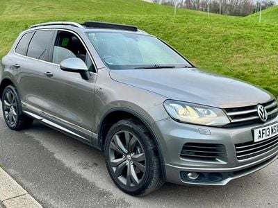 Grey Used 2013 VW Touareg R-line SUV | £7,650 (A bit pricey)