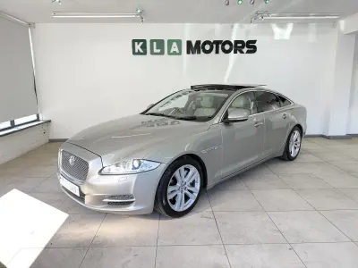 Used Jaguar XJ Premium Luxury 275 HP (202 kW) 2011 Gold Sedan