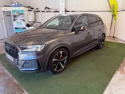 Begagnad Audi Q7 Black Edition 2020 Grå SUV