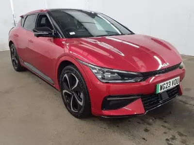 Begagnad Kia EV6 GT-Line S 166 kW (226 HK) 2023 Röd SUV